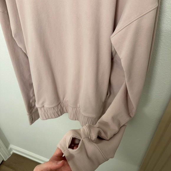 LULULEMON - TURTLENECK PULLOVER W/ POCKETS - Picture 7 of 10